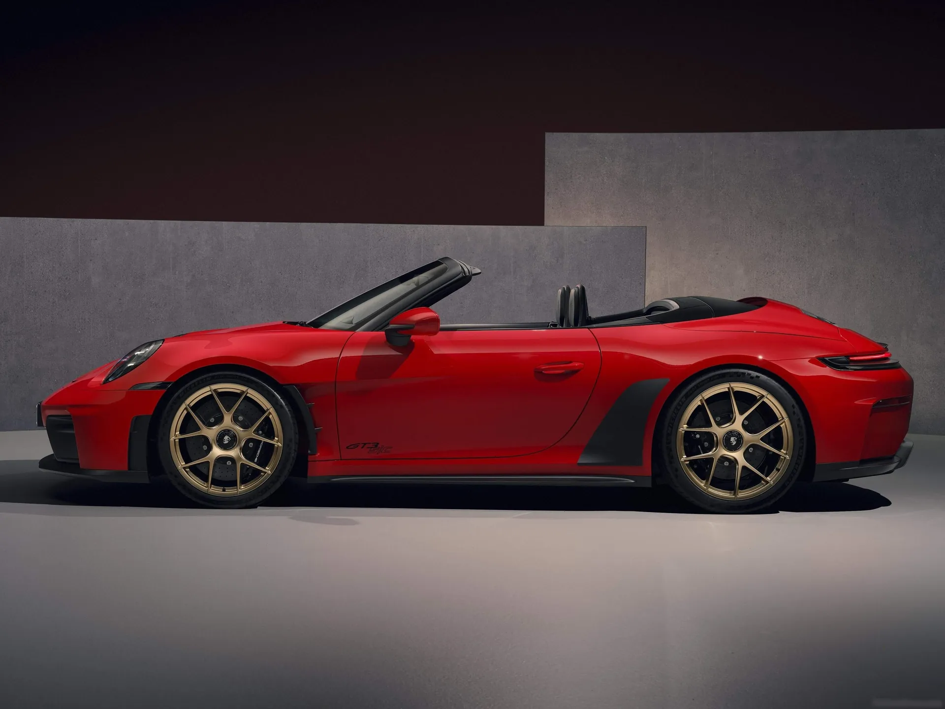 Porsche 911 GT3 S-C (2027) – boční profil