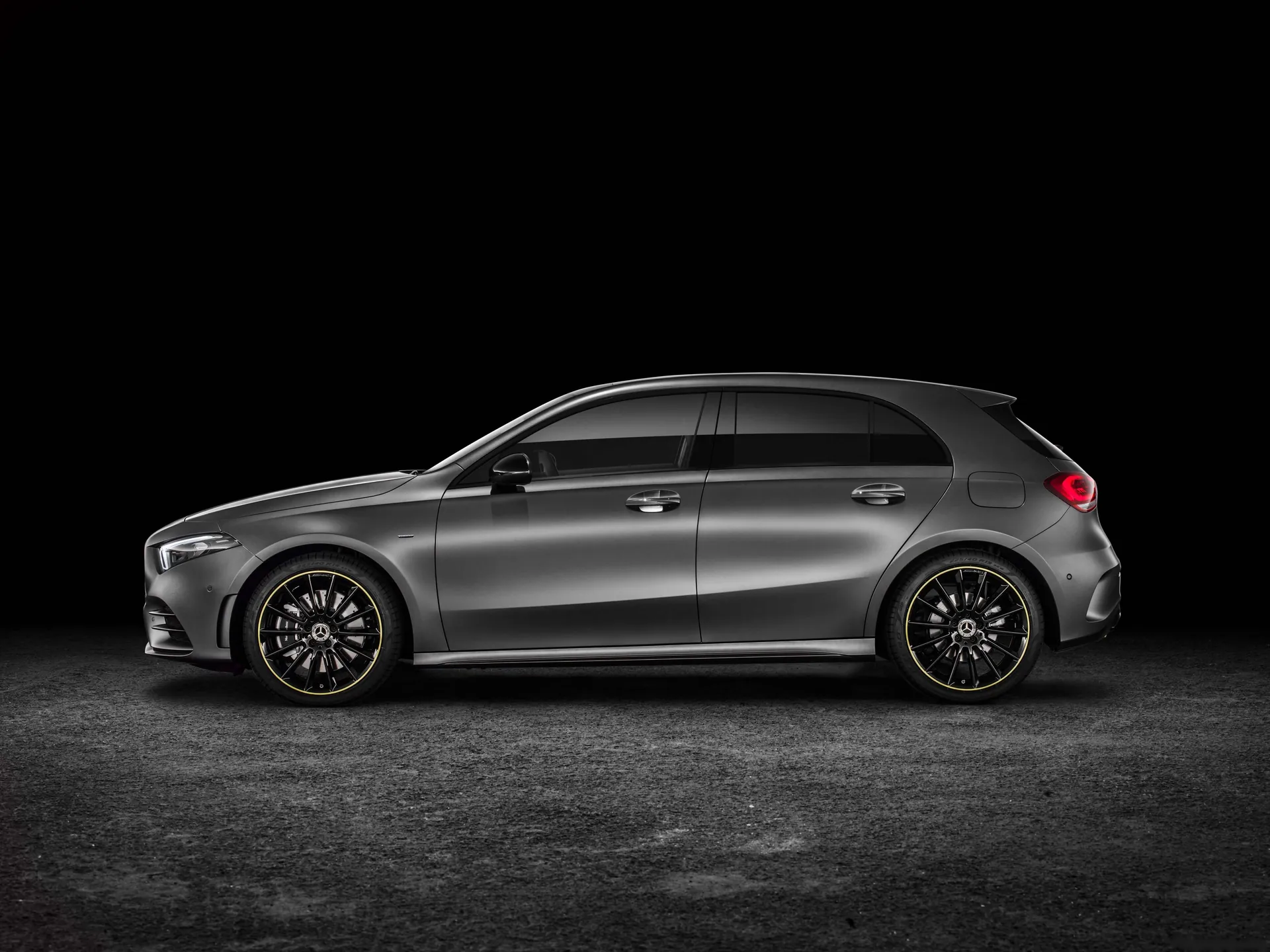 Mercedes-Benz A-Class (2019) - Side Profile