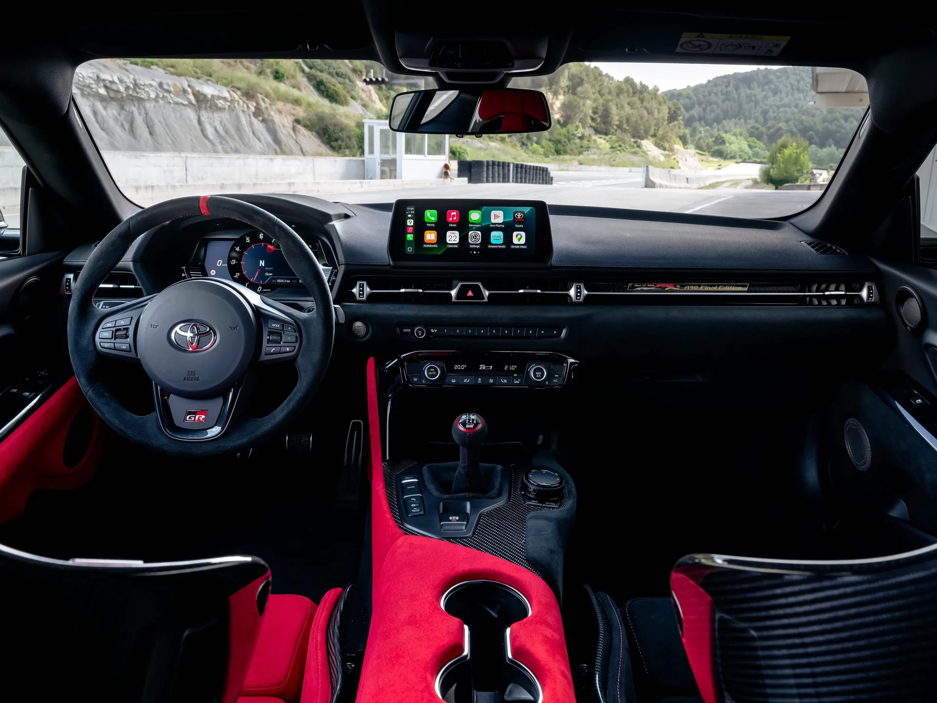 Toyota GR Supra A90 Final Edition [EU] (2026) – interiér