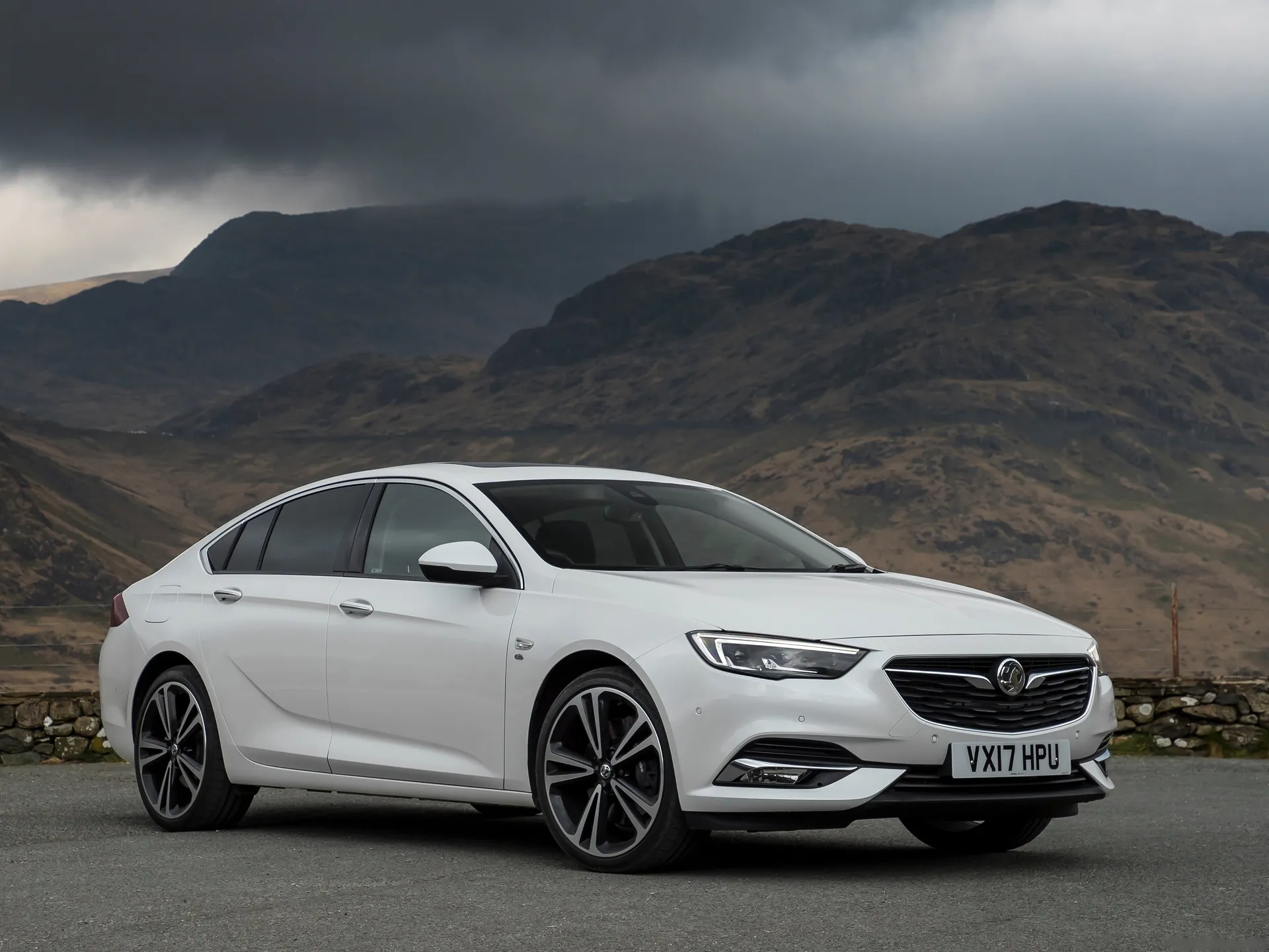 Vauxhall Insignia Grand Sport (2017)