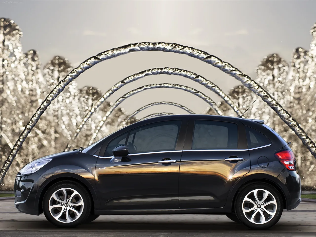 Citroen C3 (2010) – boční profil