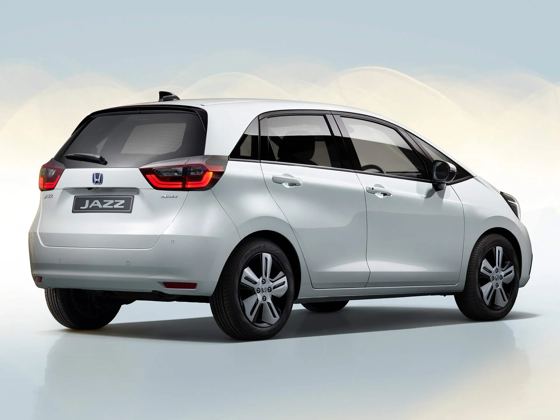 Honda Jazz (2020) – zadní tříčtvrteční pohled