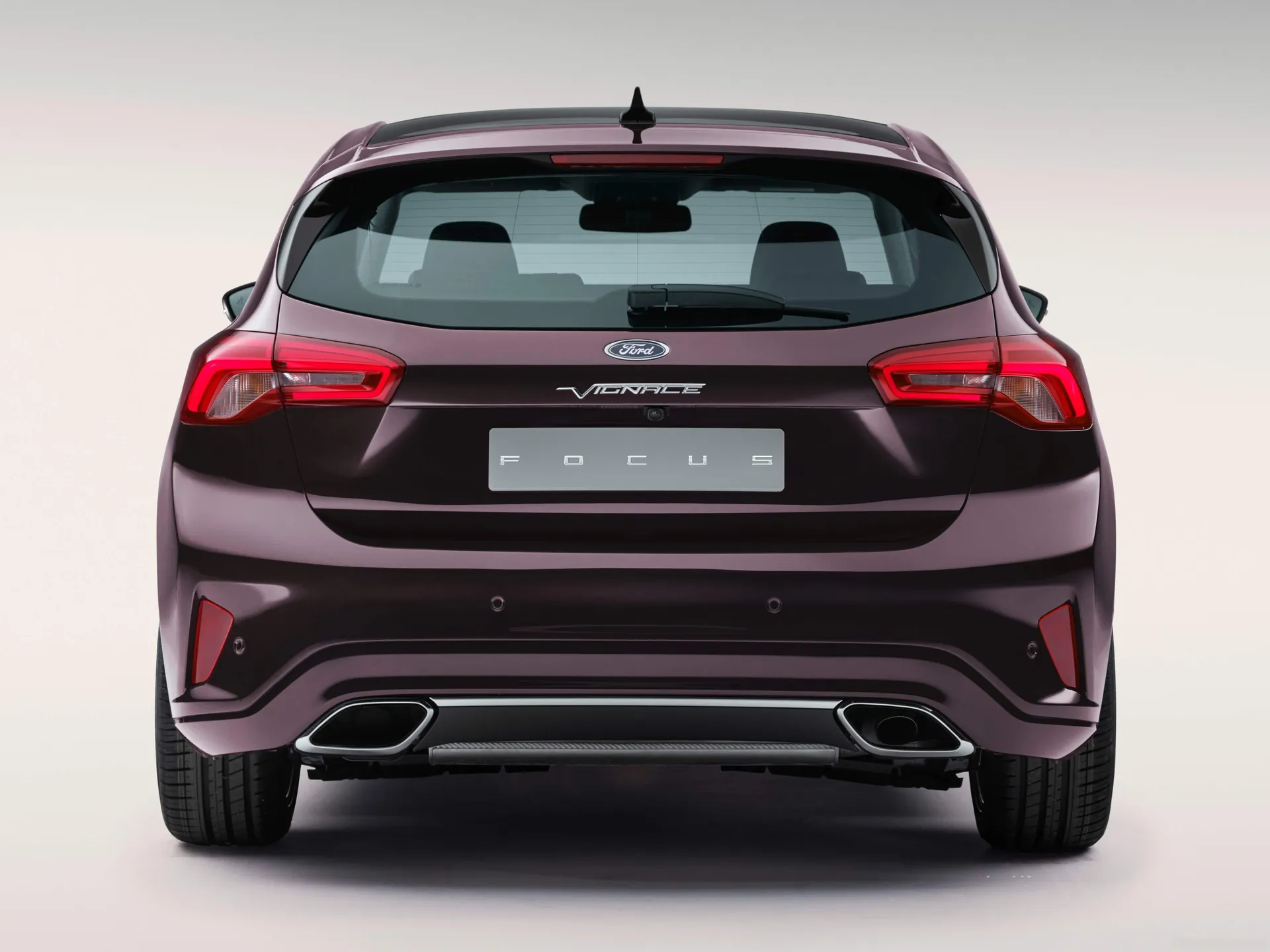 Ford Focus Vignale (2019) – zezadu