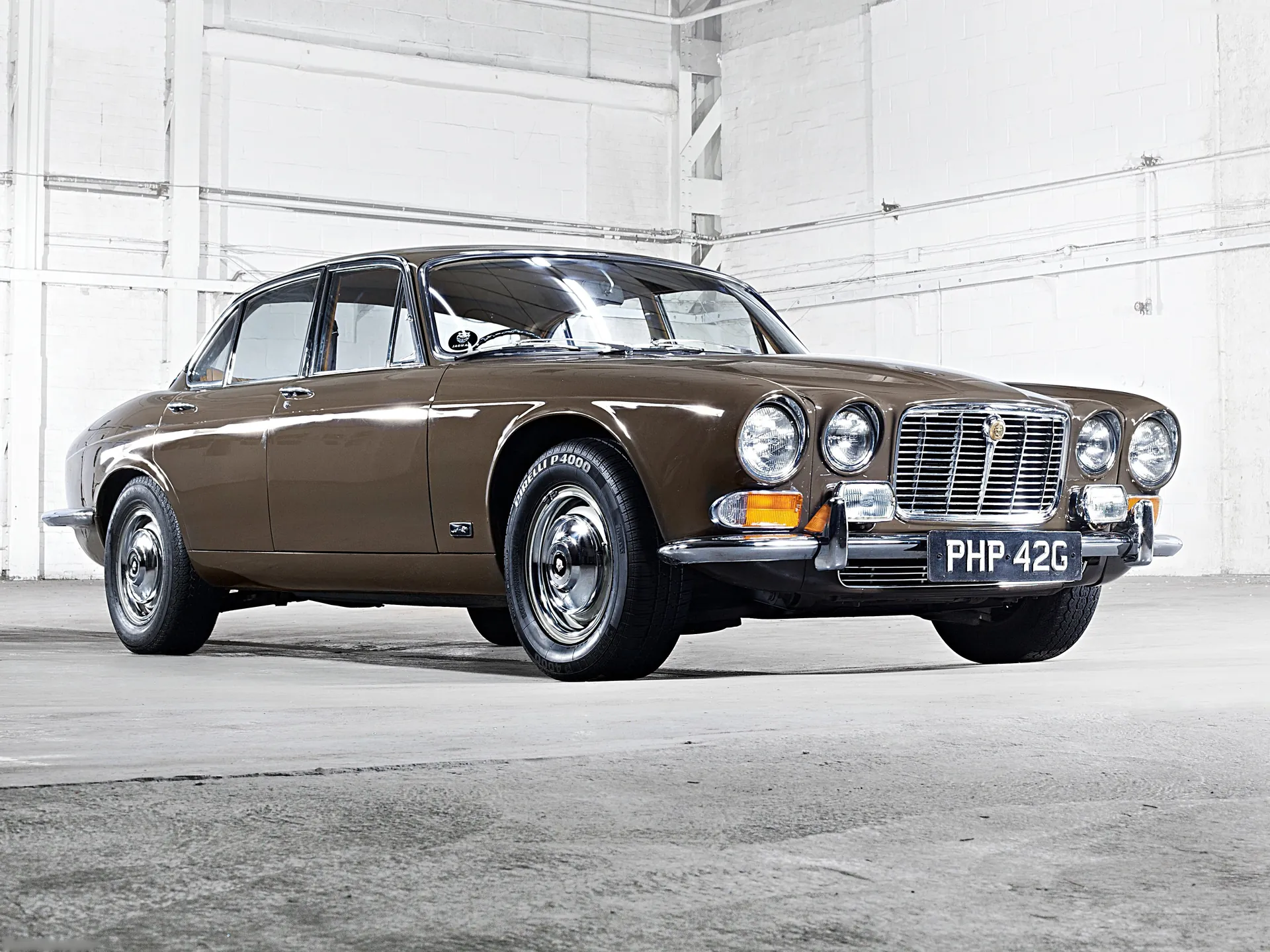 Jaguar XJ6 (1968)