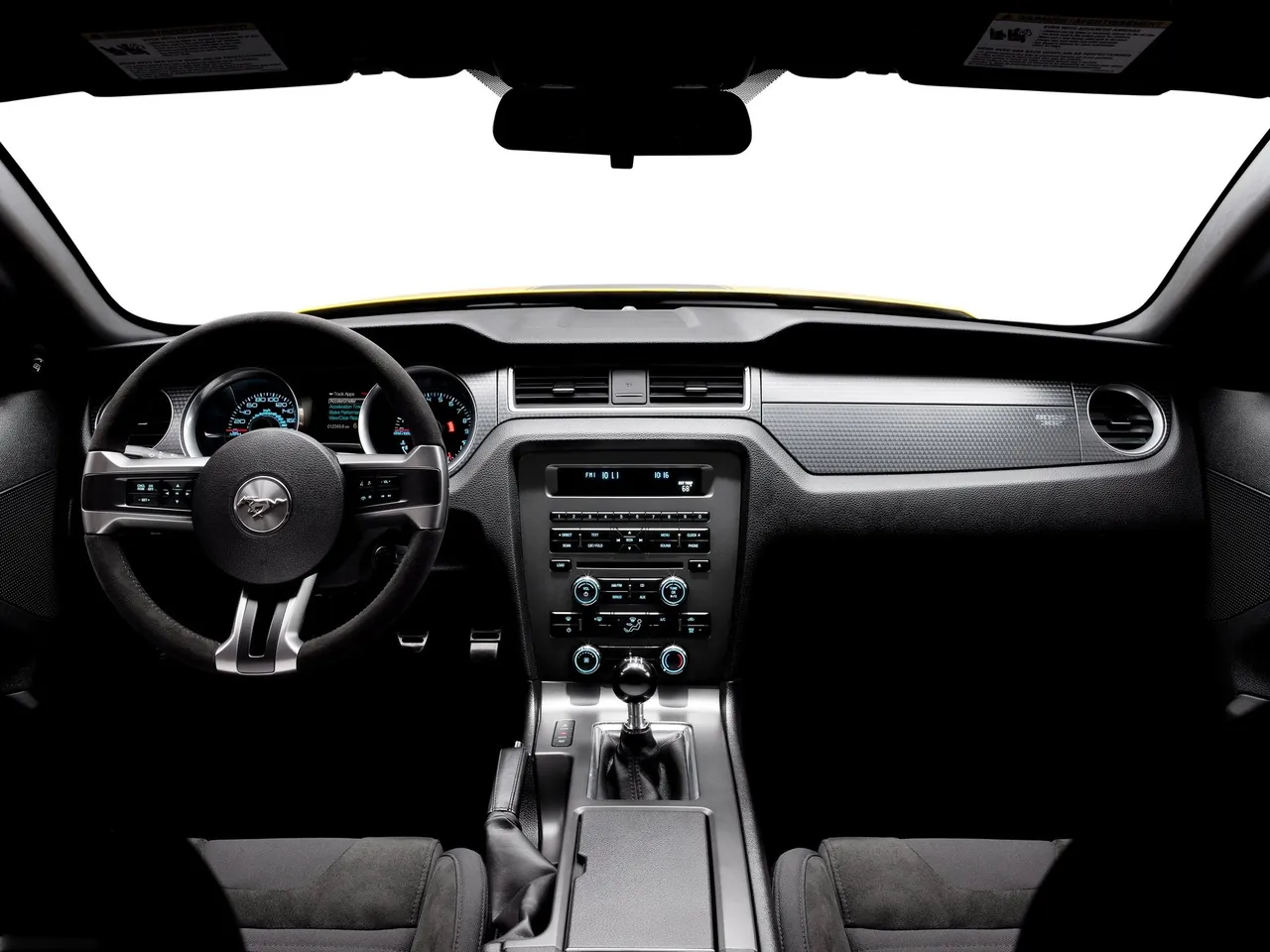 Ford Mustang Boss 302 (2013) – interiér