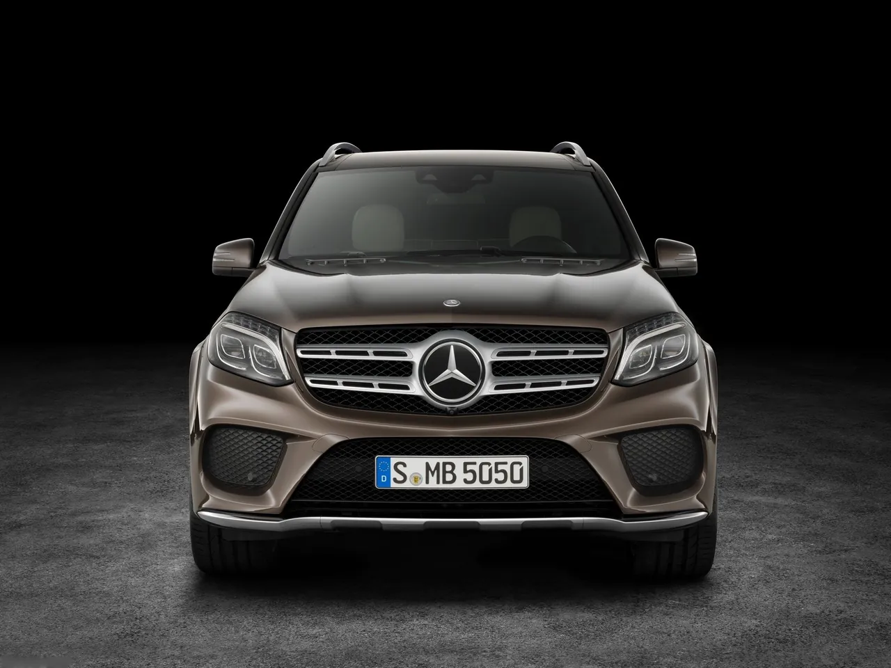 Mercedes-Benz GLS (2017) – zepředu