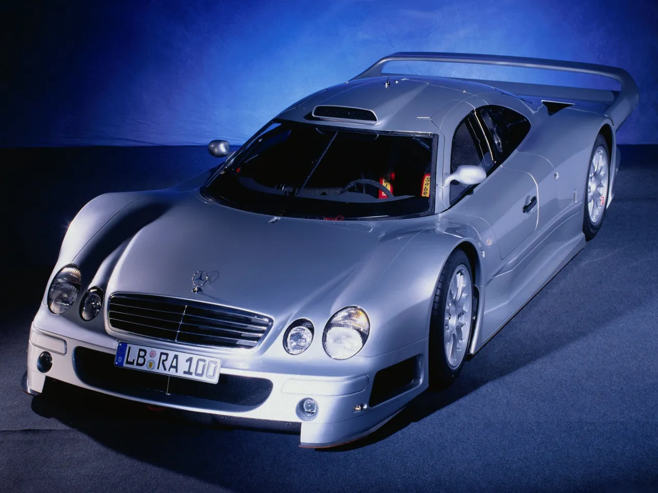 Mercedes-Benz CLK GTR (1999)