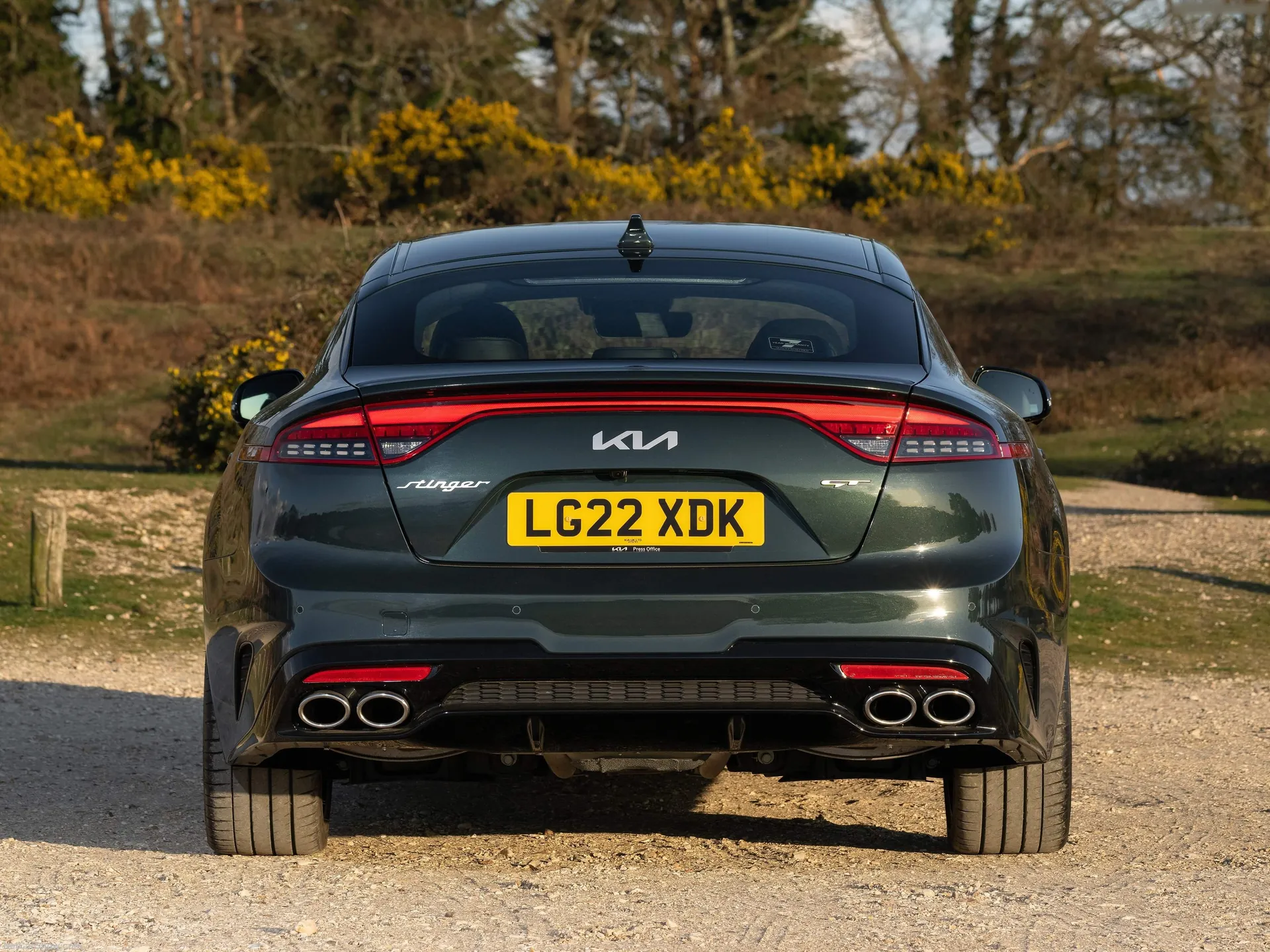 Kia Stinger [UK] (2022) – zezadu