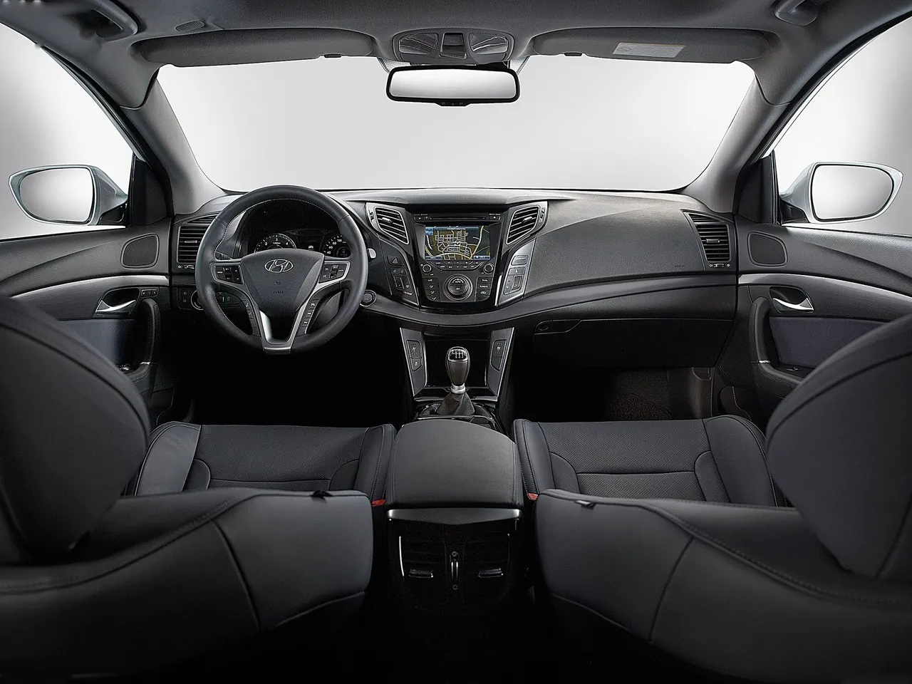 Hyundai i40 Wagon (2012) – interiér