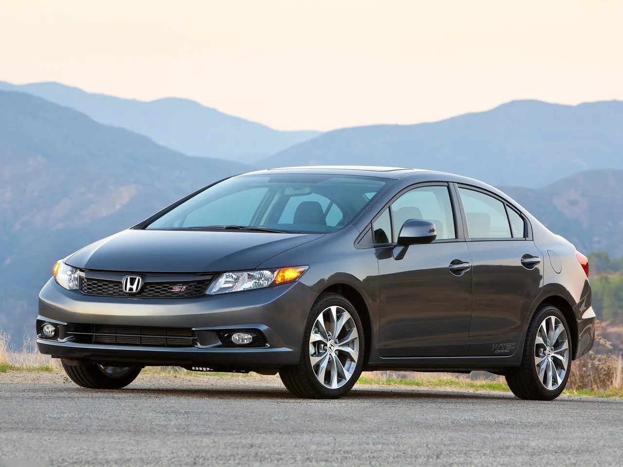 Honda Civic Si Sedan (2012)