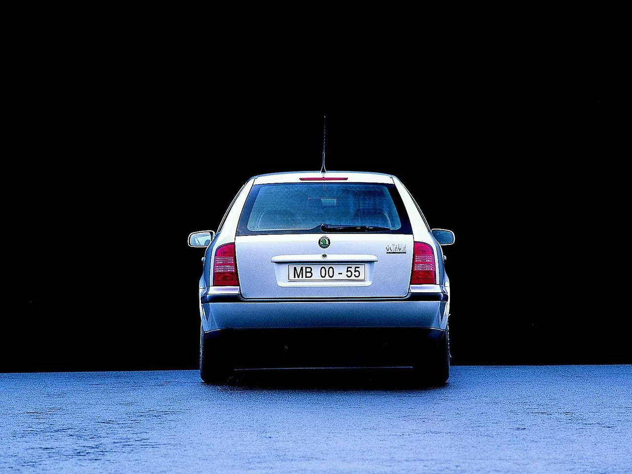 Skoda Octavia Combi (1999) – zezadu