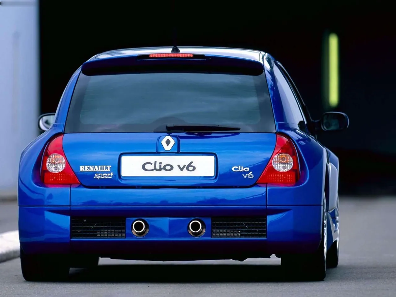 Renault Clio V6 Renault Sport (2003) – zezadu