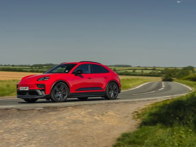 Porsche Macan GTS [UK] (2026)
