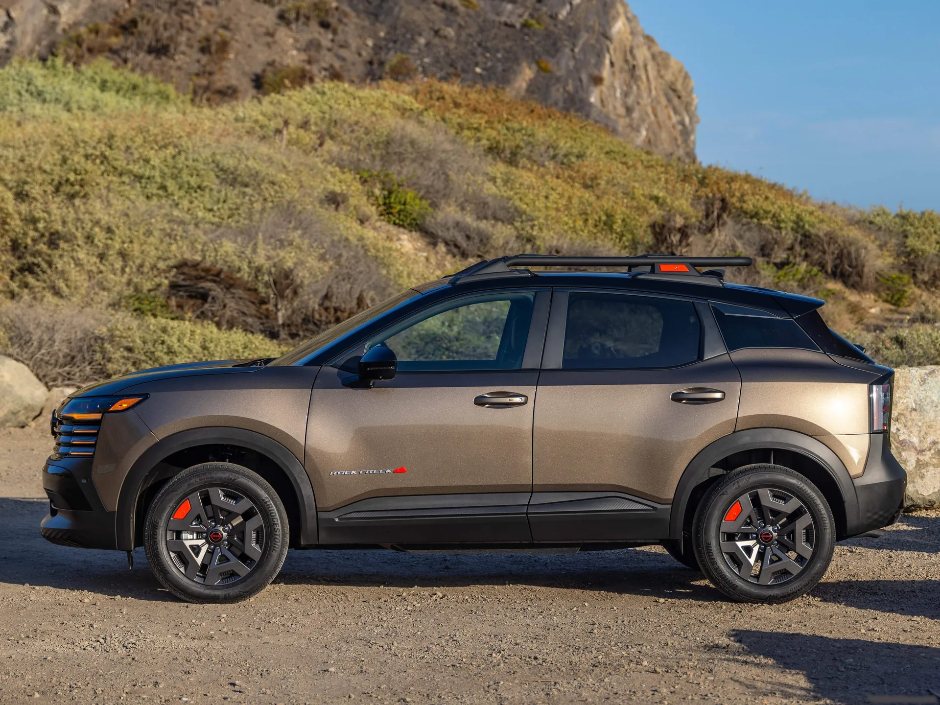 Nissan Kicks Rock Creek (2027) – boční profil