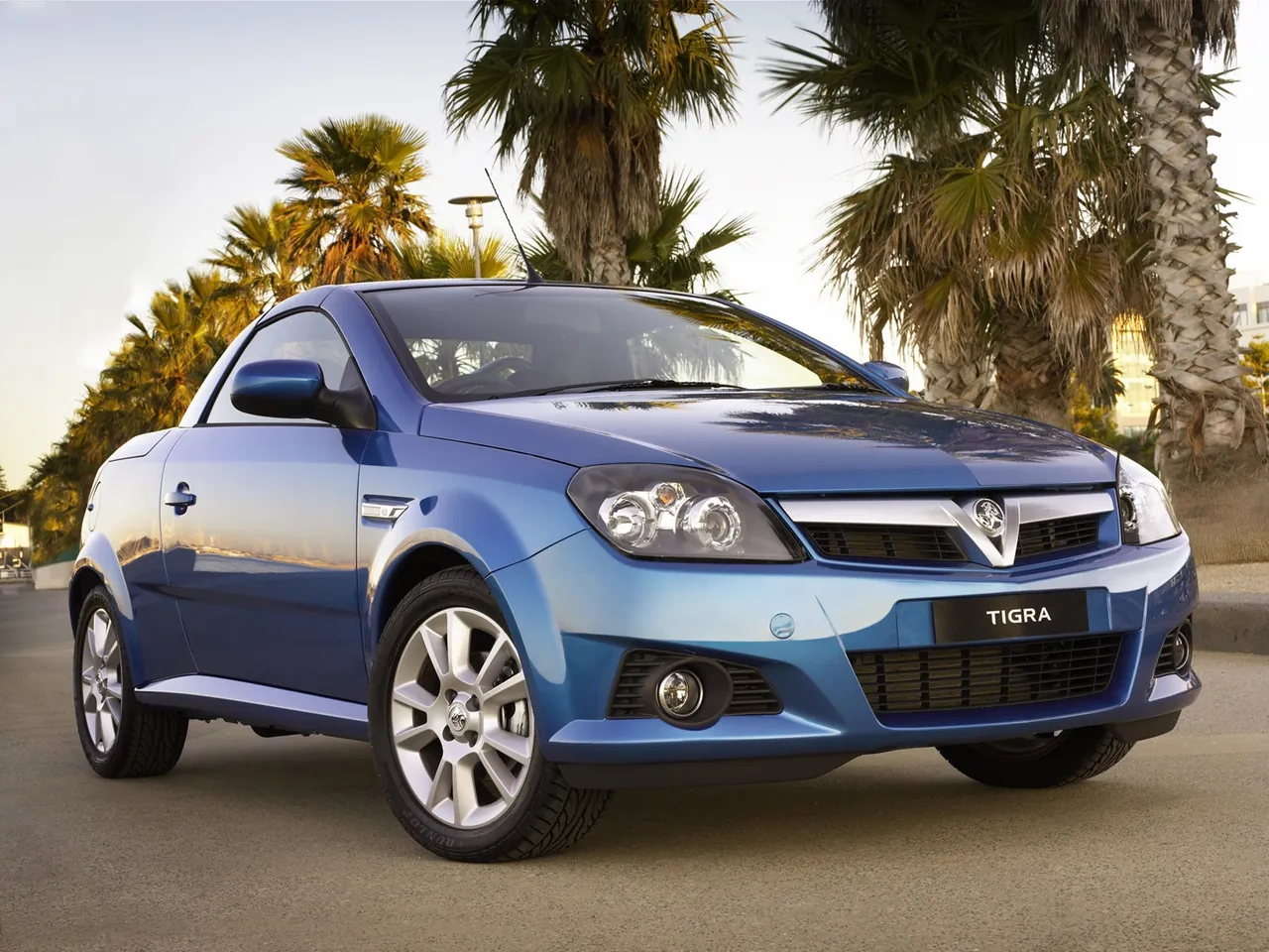 Holden Tigra (2005)