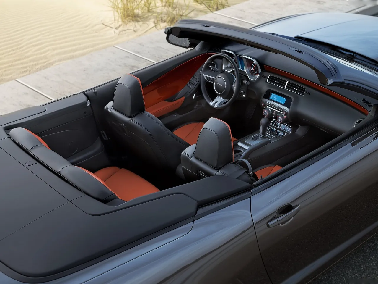 Chevrolet Camaro Convertible (2011) – interiér