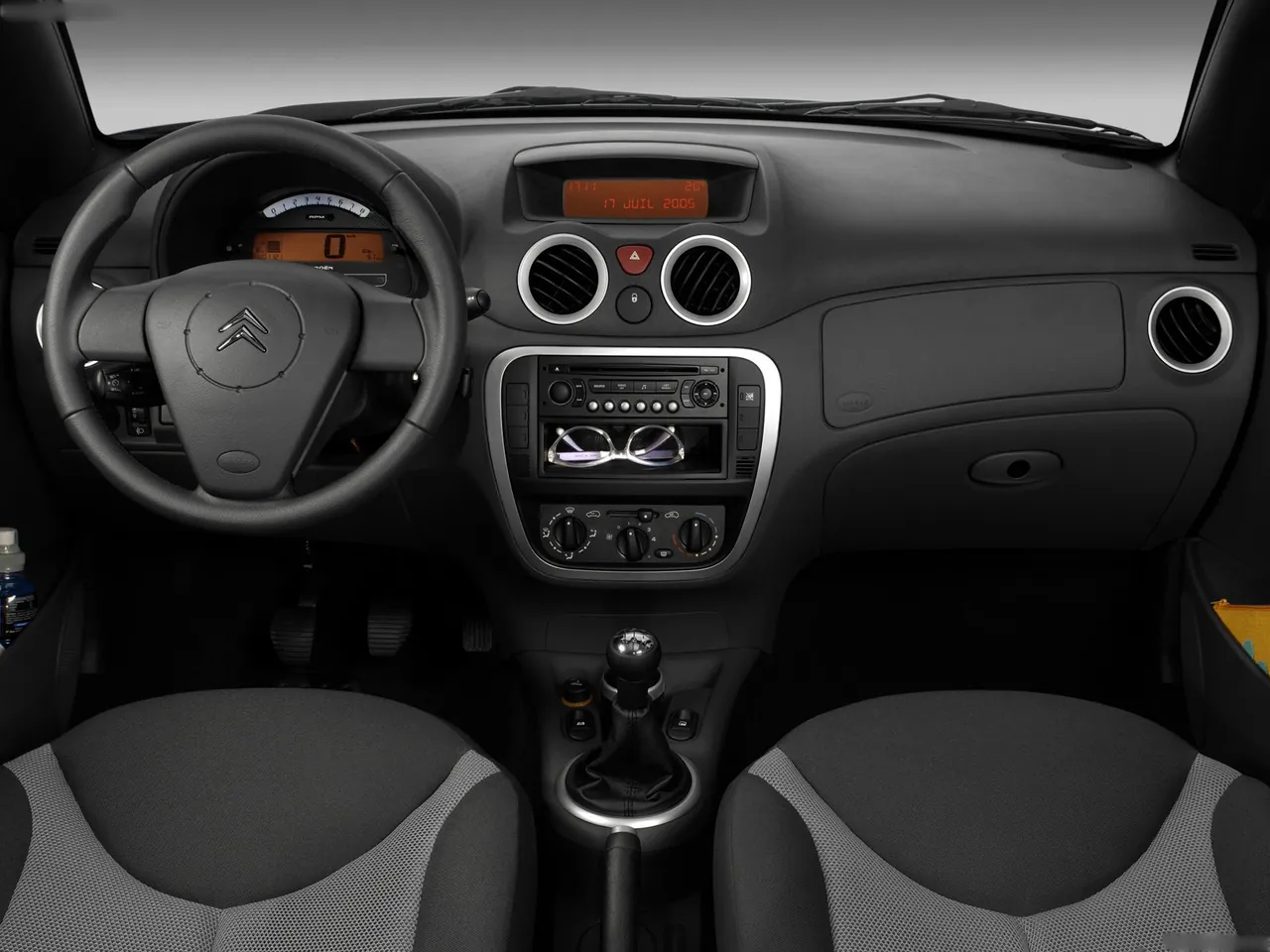 Citroen C3 Pluriel (2006) – interiér