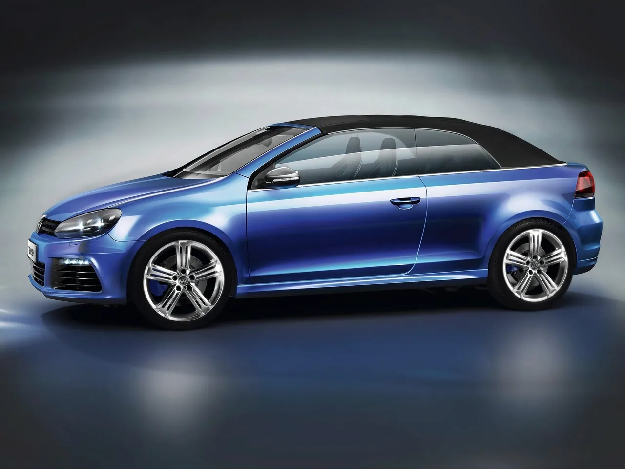 Volkswagen Golf R Cabriolet Concept (2011) – boční profil