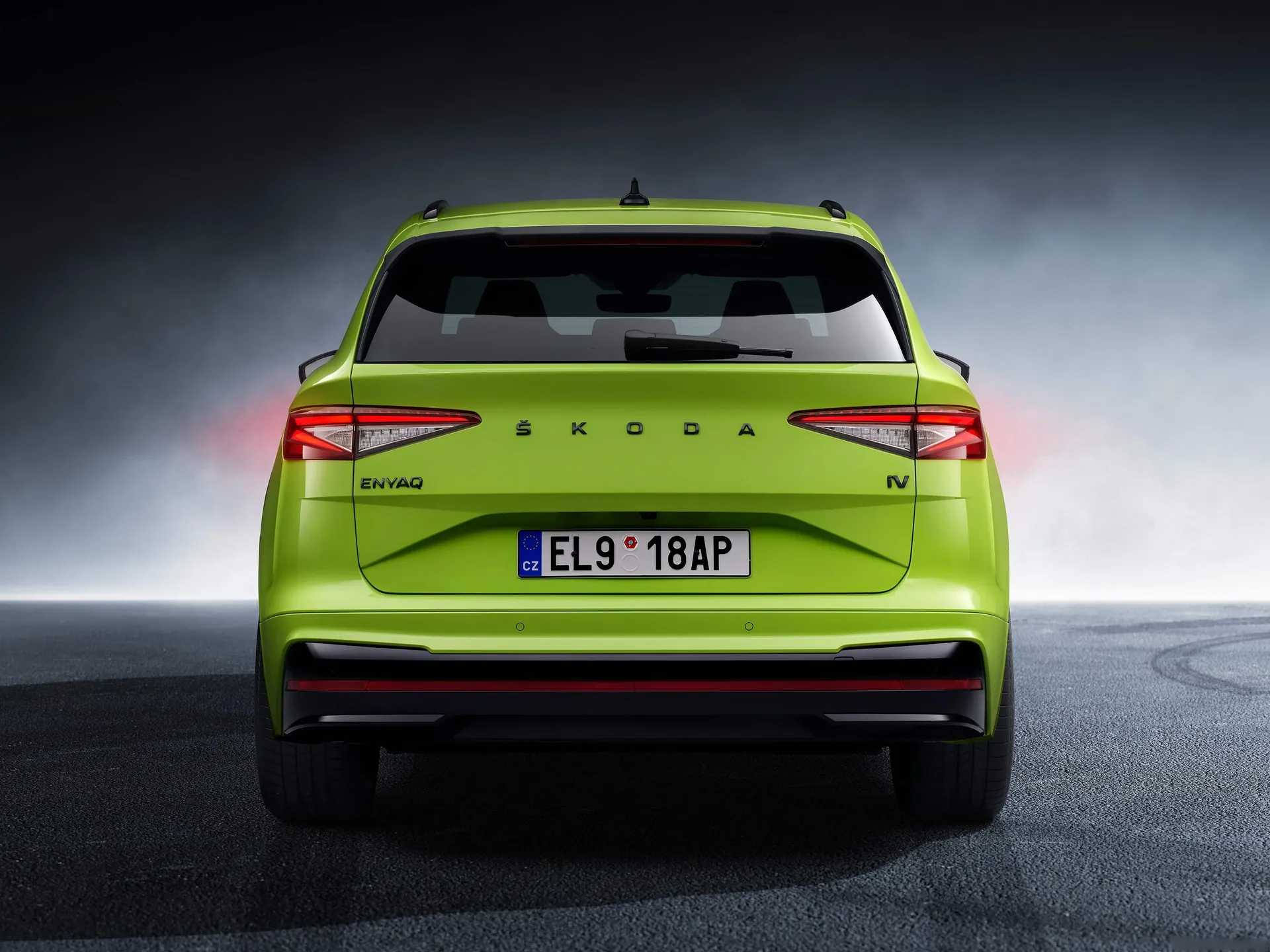 Skoda Enyaq RS iV (2023) – zezadu