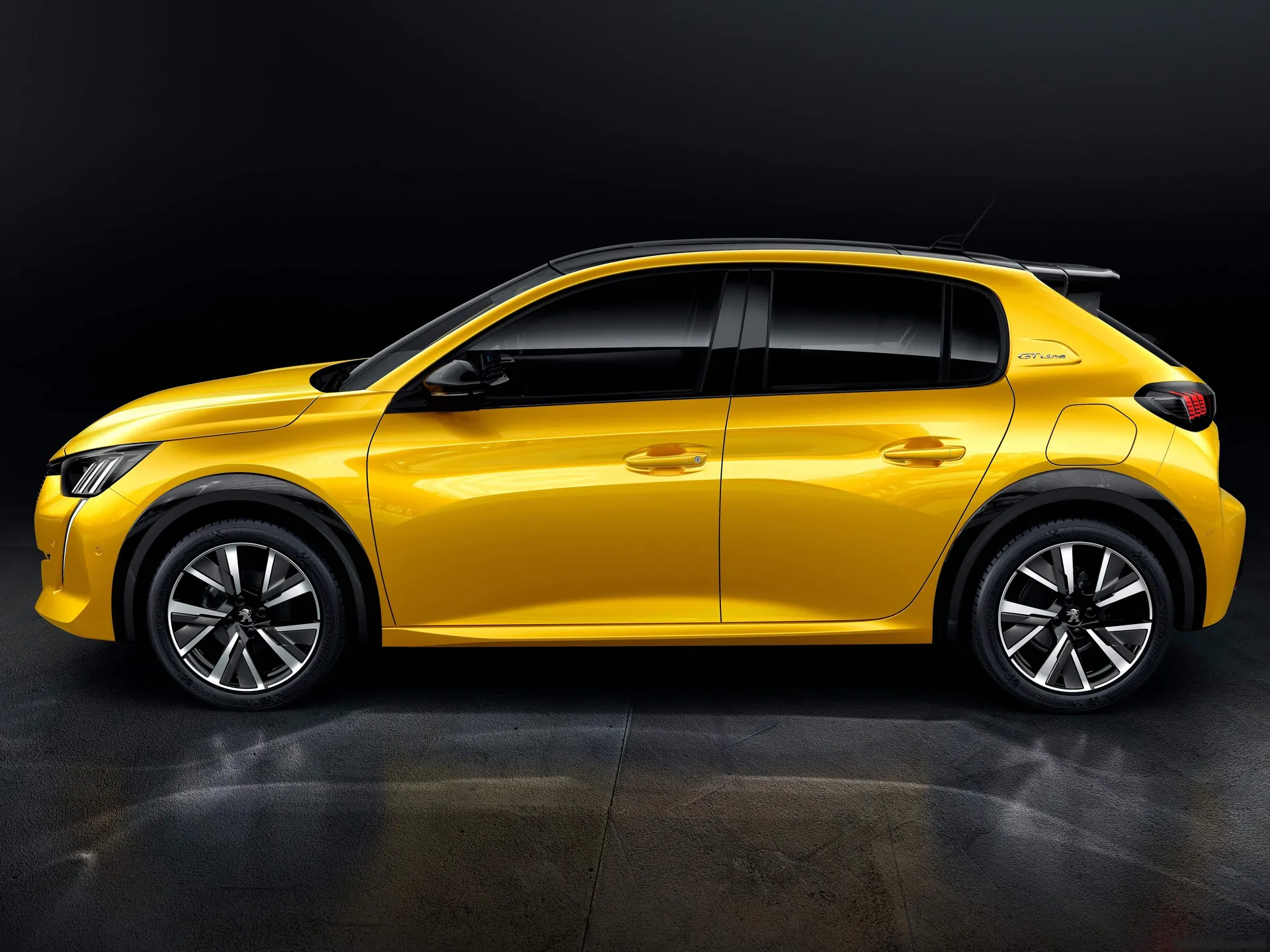 Peugeot 208 (2020) – boční profil