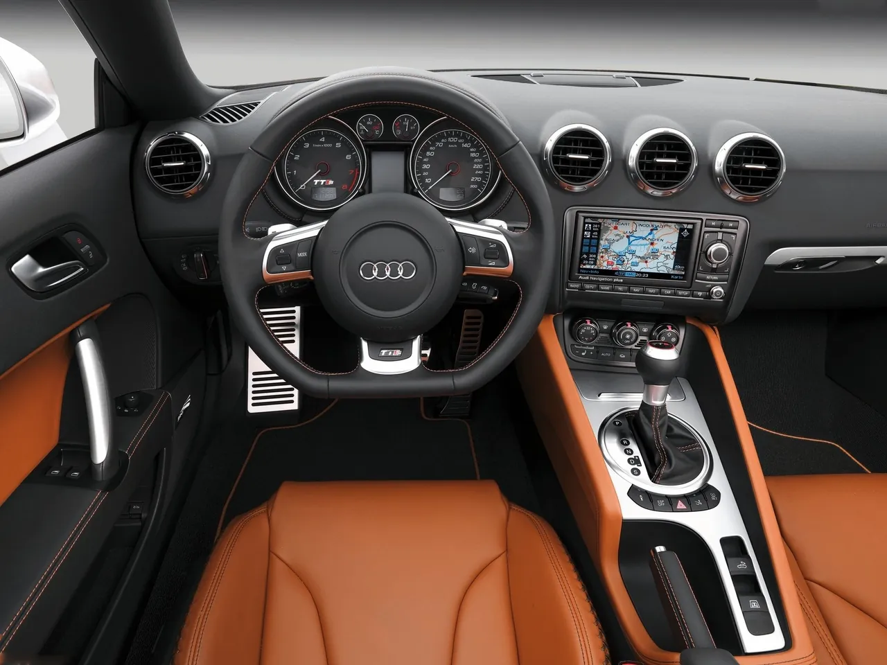 Audi TTS Roadster (2009) – interiér