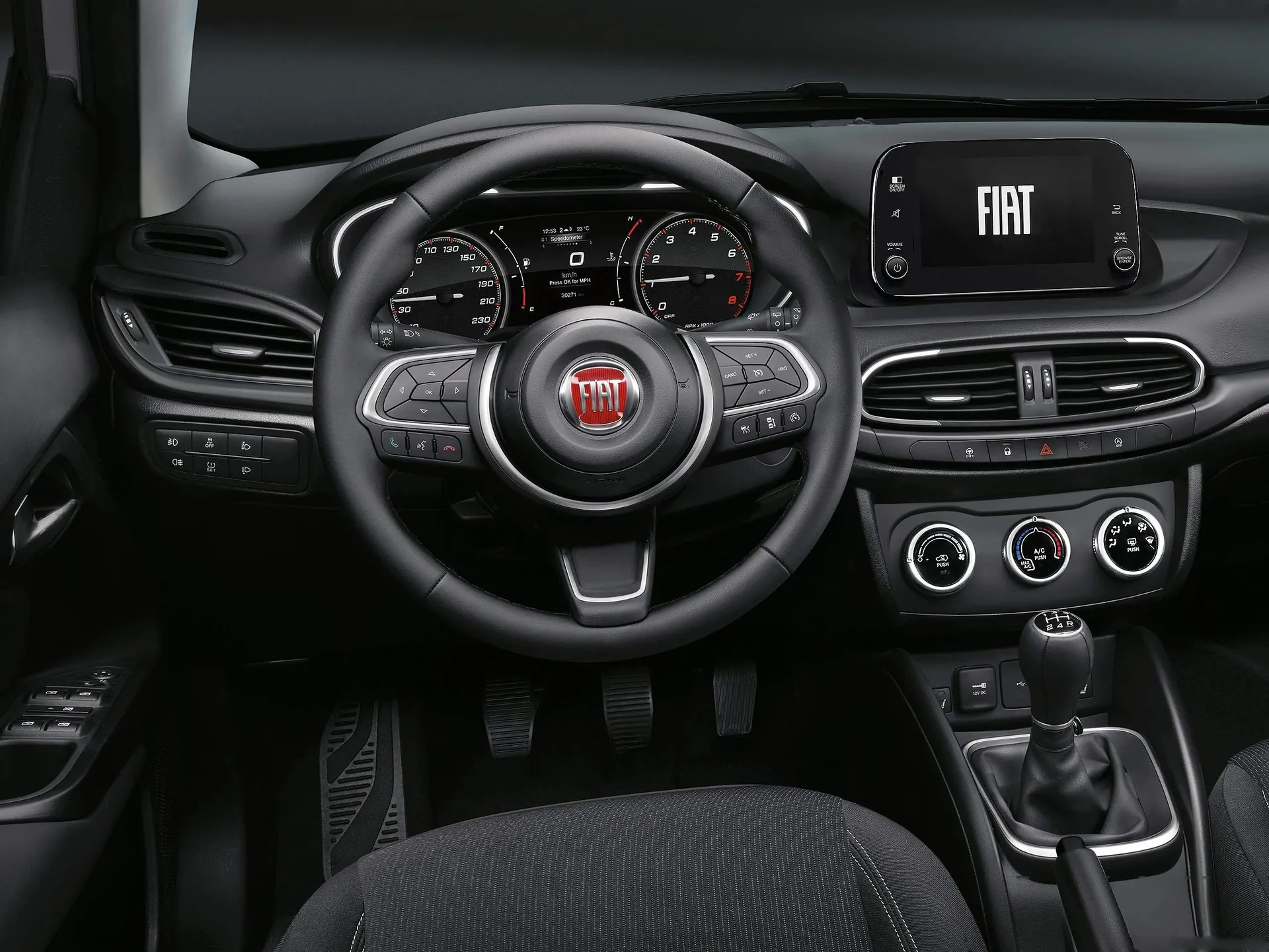 Fiat Tipo Station Wagon (2021) – interiér