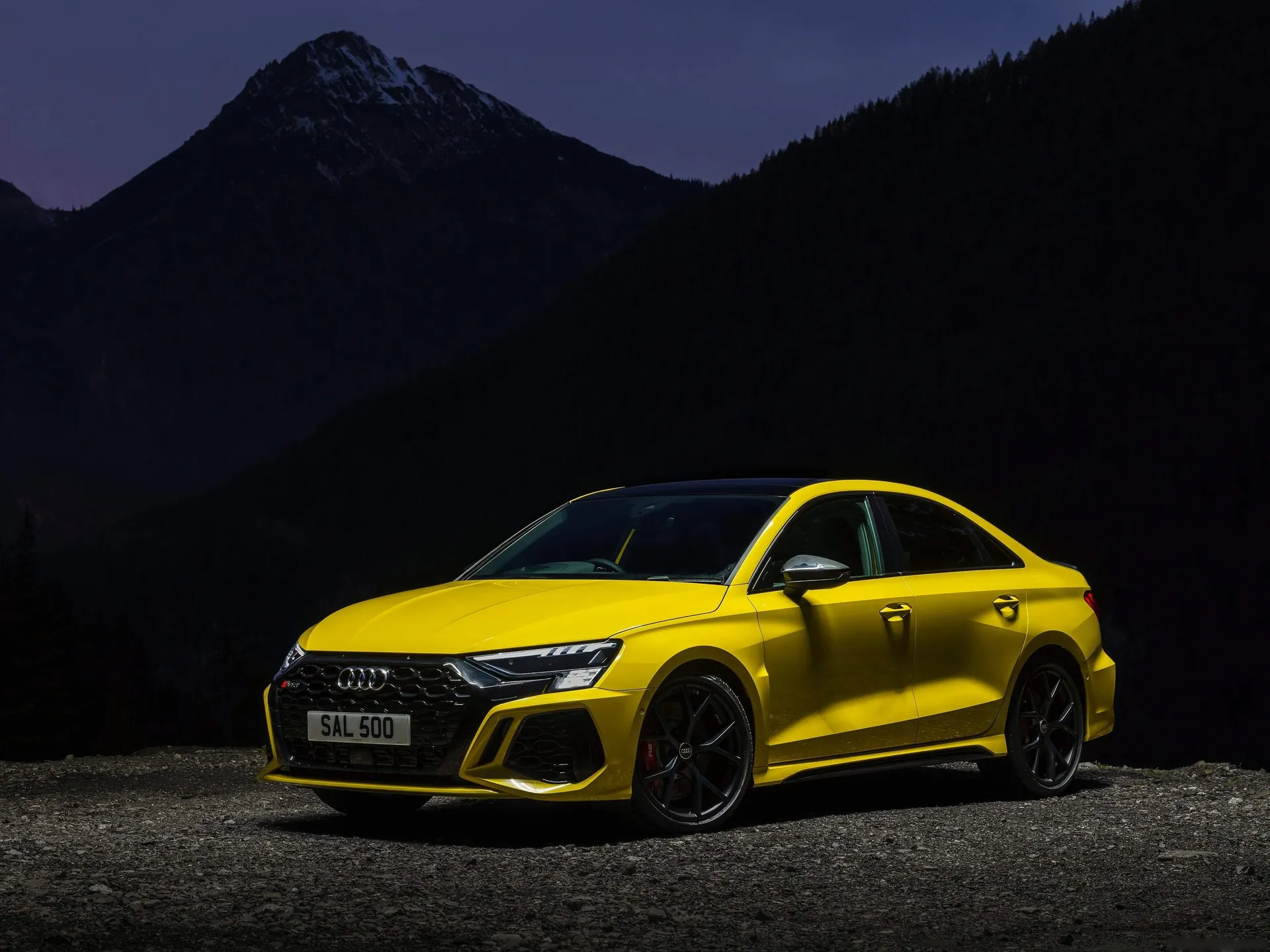 Audi RS3 Saloon [UK] (2022)