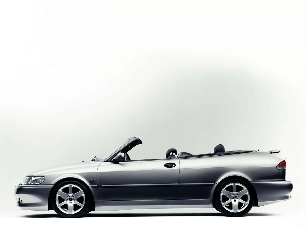 Saab 9-3 Convertible (2001) – boční profil