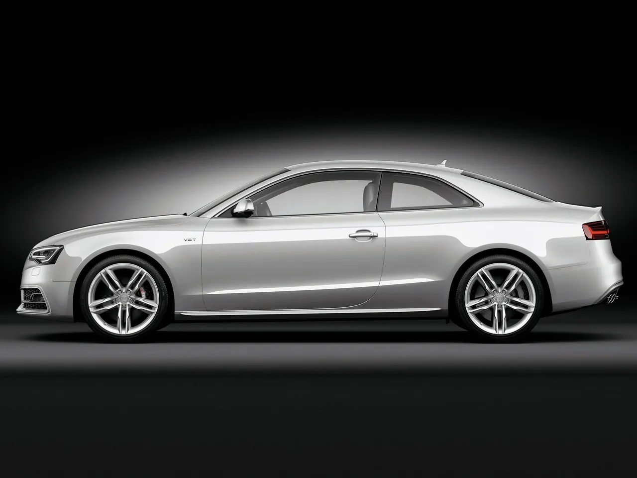 Audi S5 (2012) – boční profil