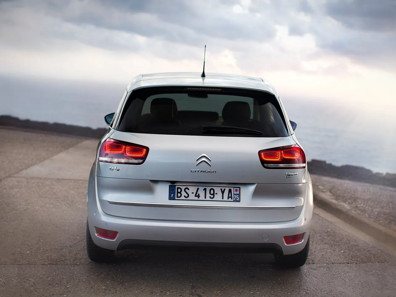 Citroen C4 Picasso (2014) – zezadu