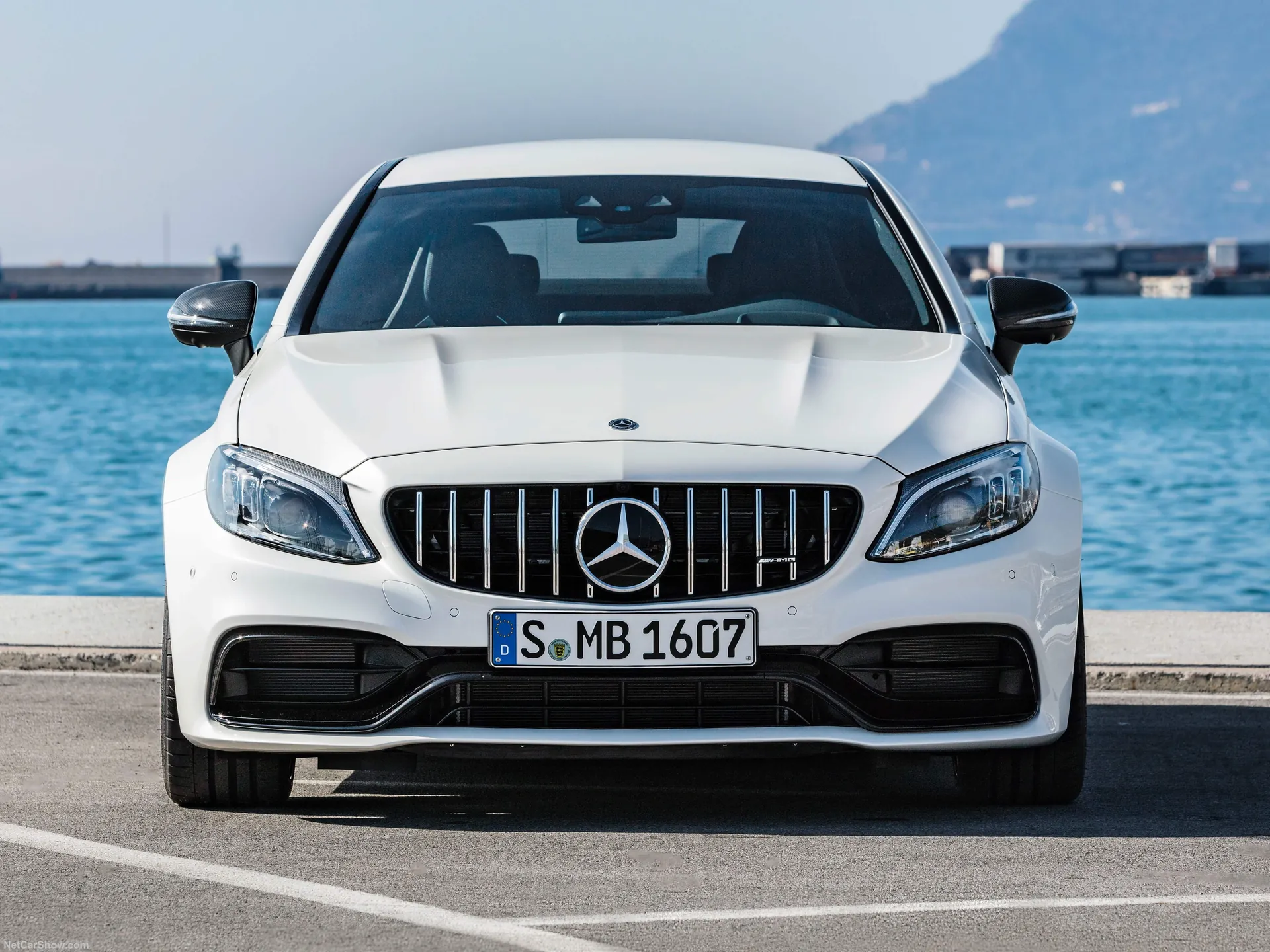 Mercedes-Benz C63 S AMG Coupe (2019) – zepředu