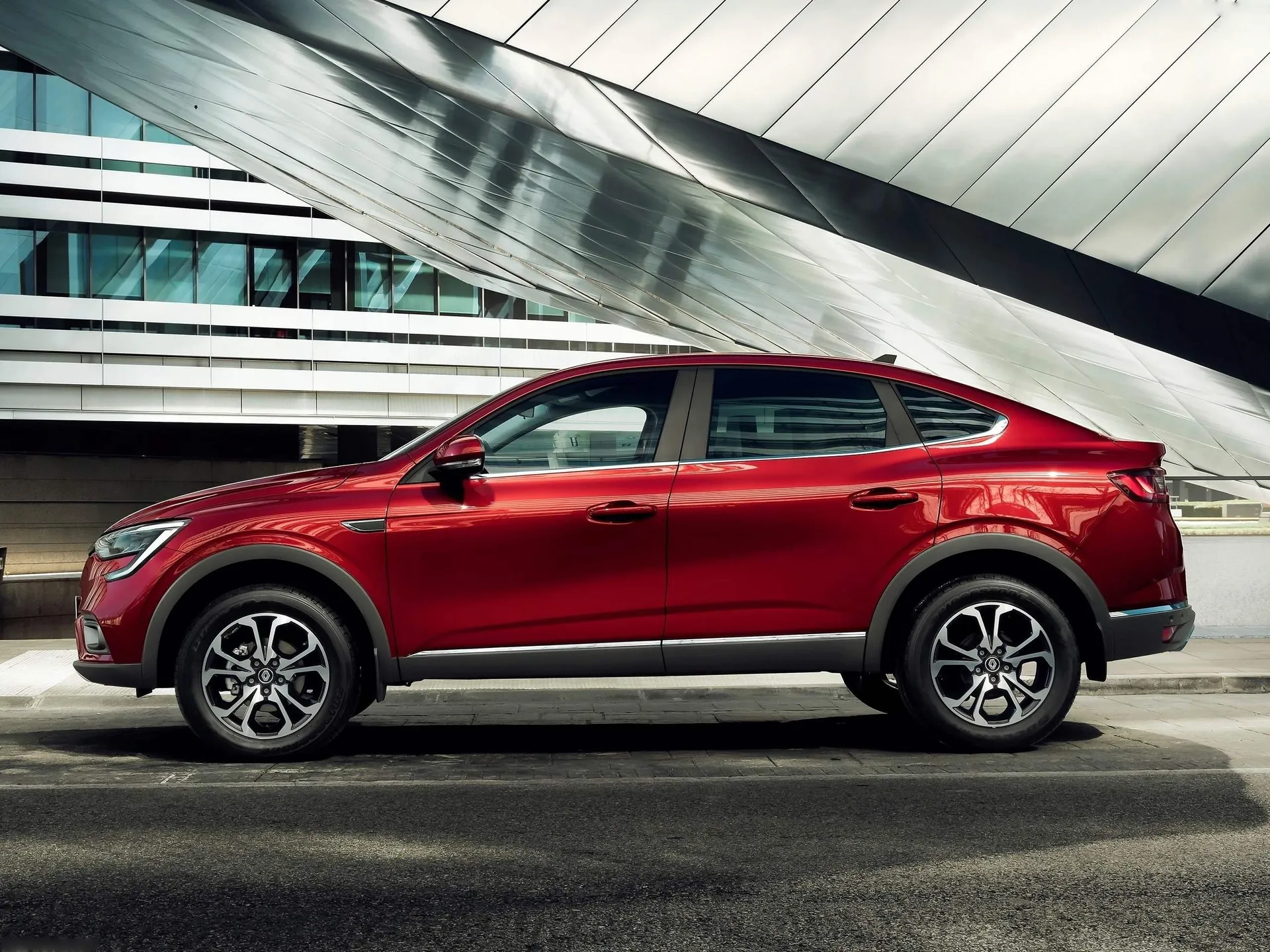 Renault Arkana (2020) – boční profil