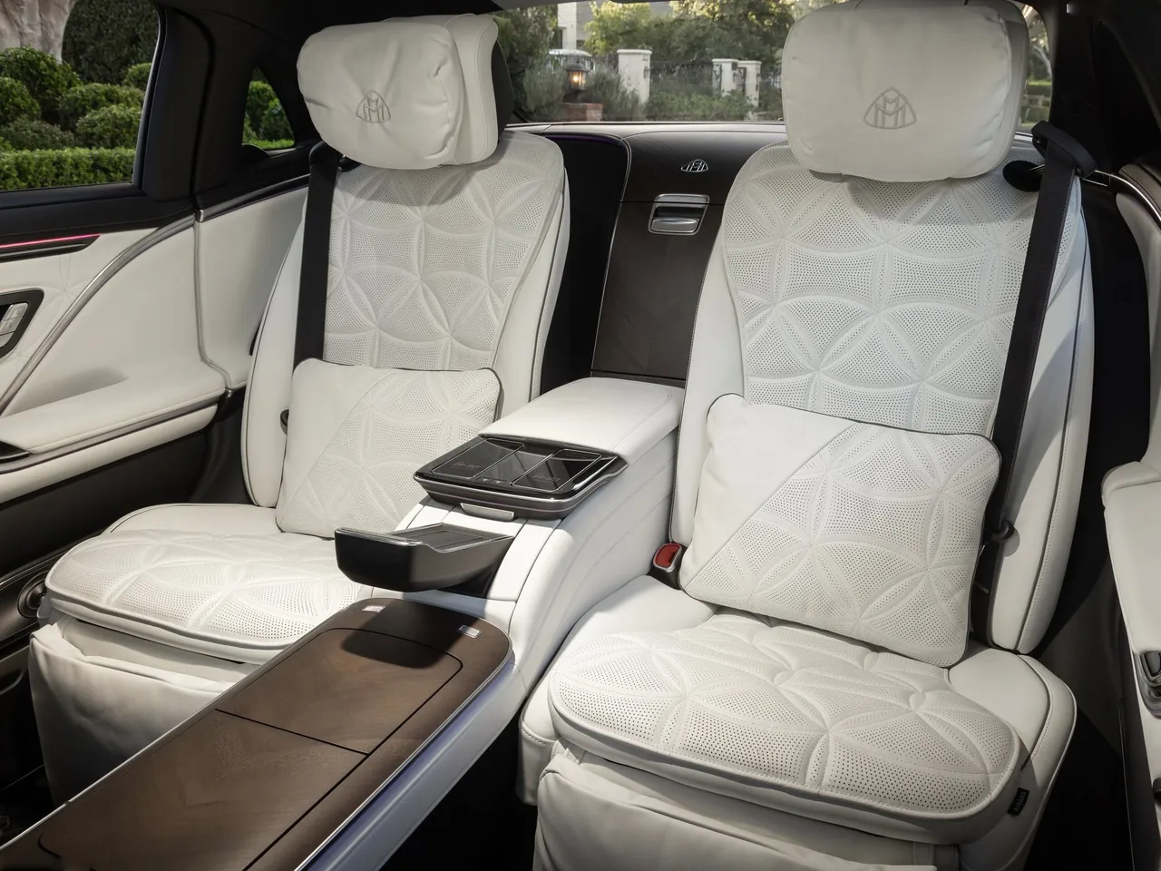 Mercedes-Benz S680 Maybach [US] (2027)