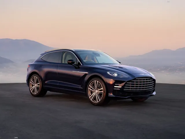 Aston Martin DBX GT (2027)