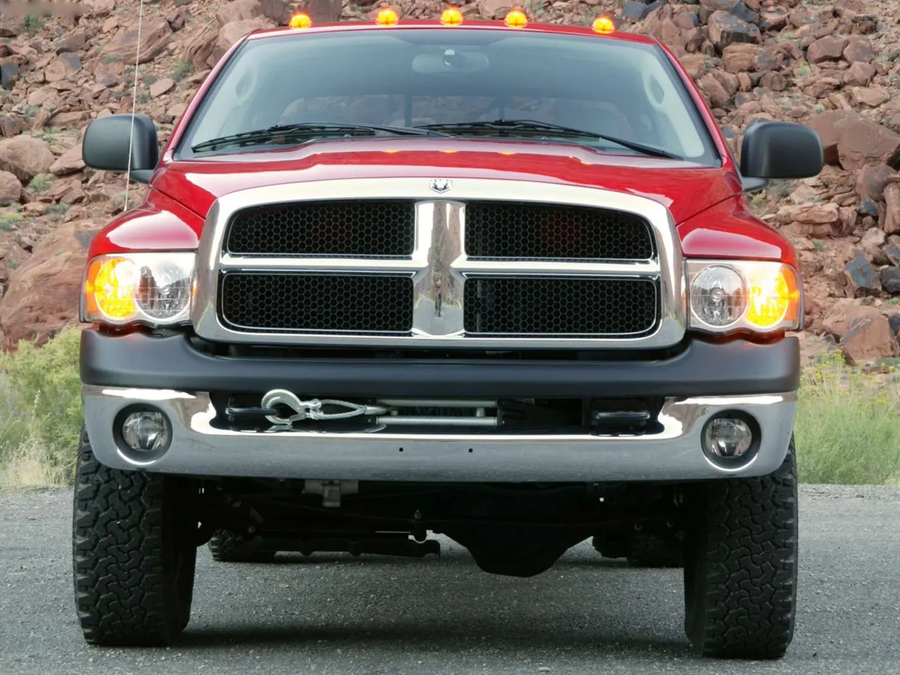 Dodge Ram Power Wagon (2005) – zepředu