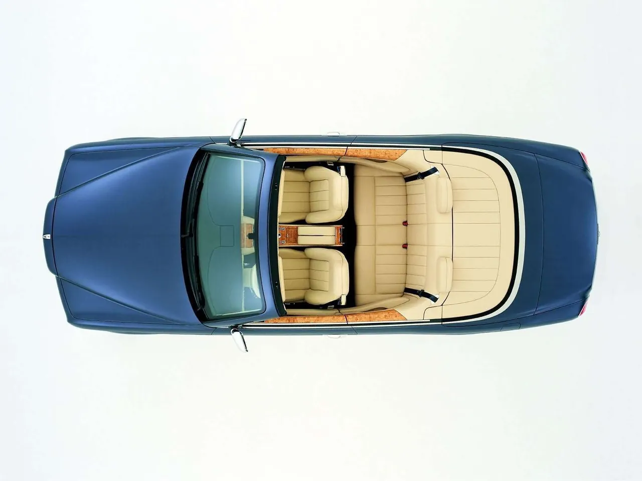 Bentley Arnage Drophead Coupe (2005) – pohled shora