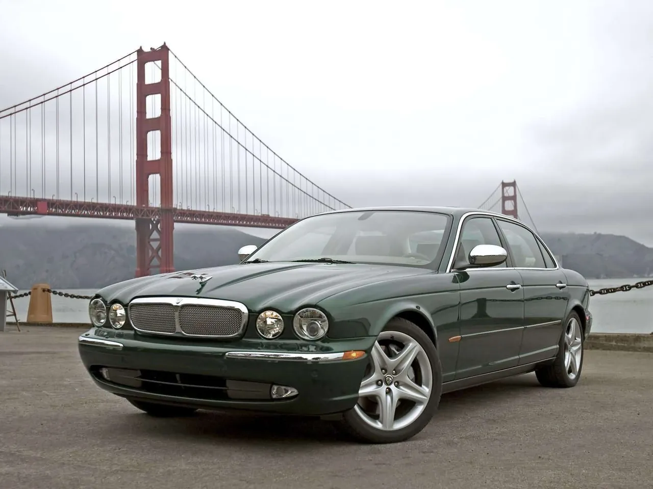 Jaguar XJ Super V8 (2005)
