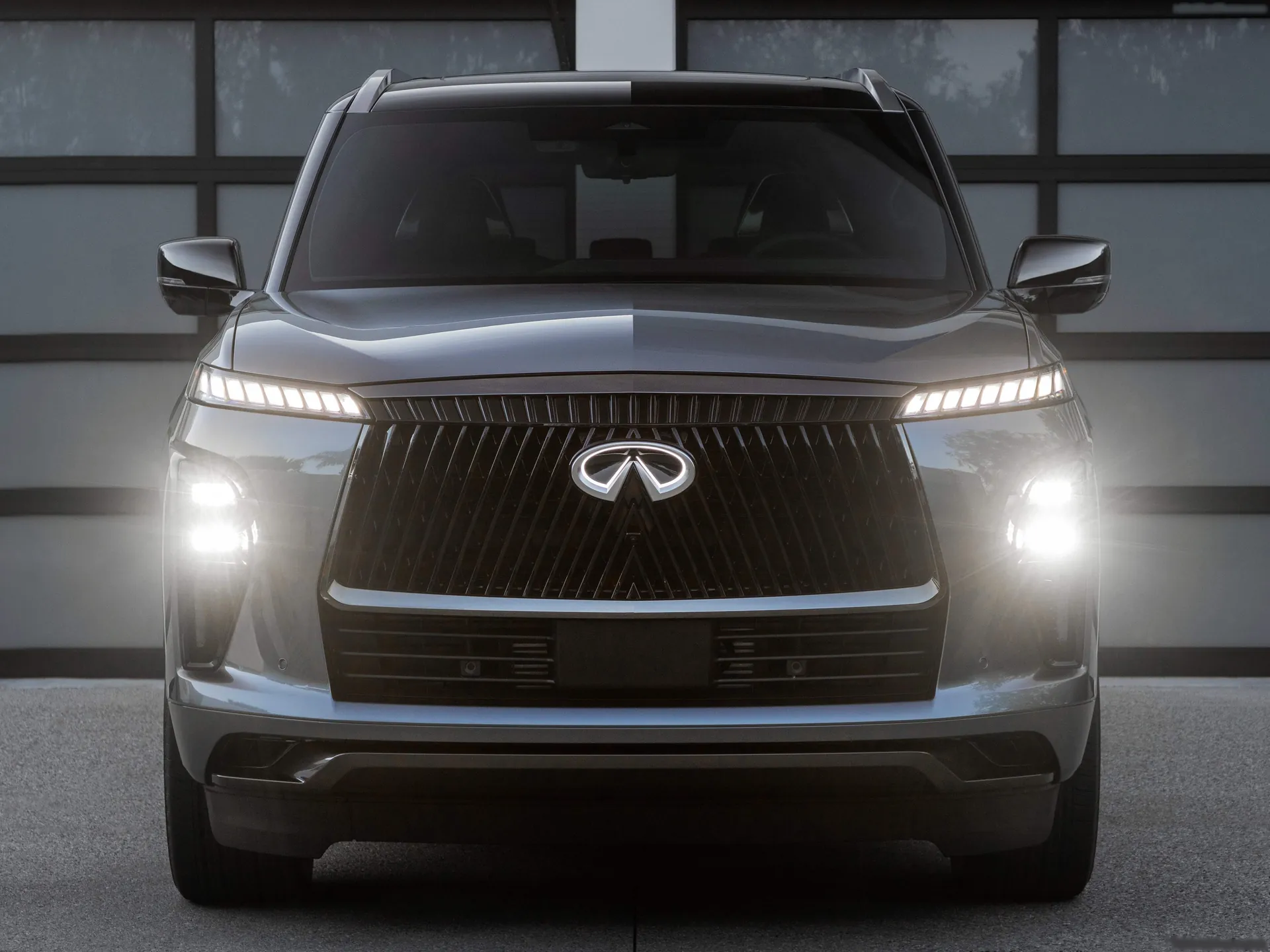 Infiniti QX80 (2025) – zepředu