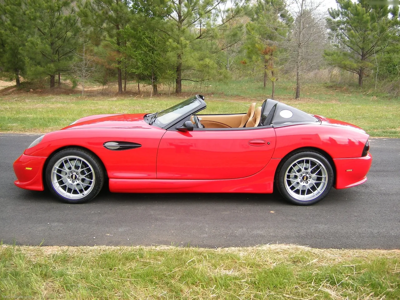 Panoz Esperante Spyder (2015) – boční profil