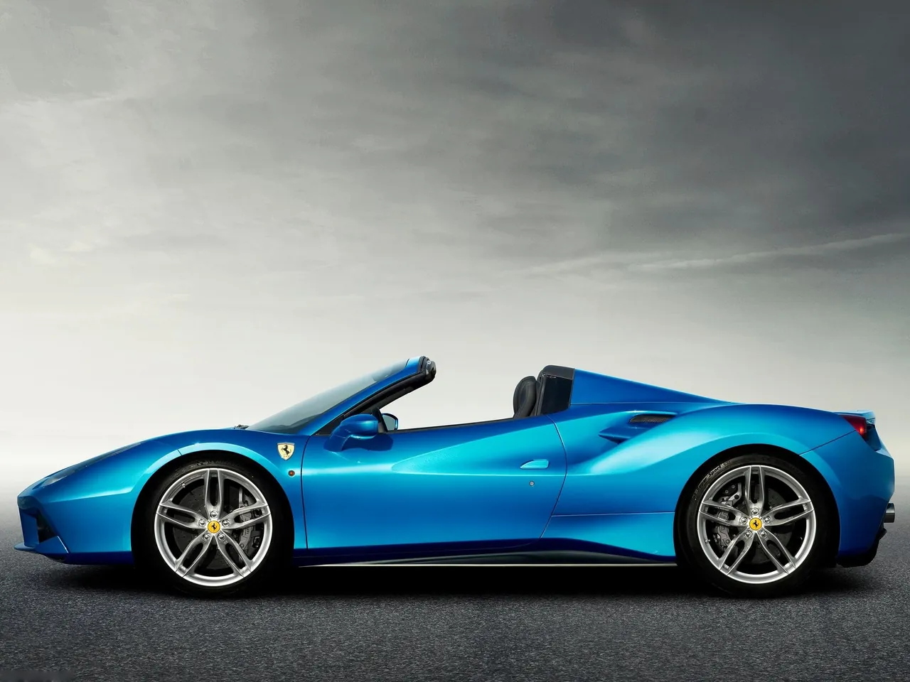 Ferrari 488 Spider (2016) - Side Profile