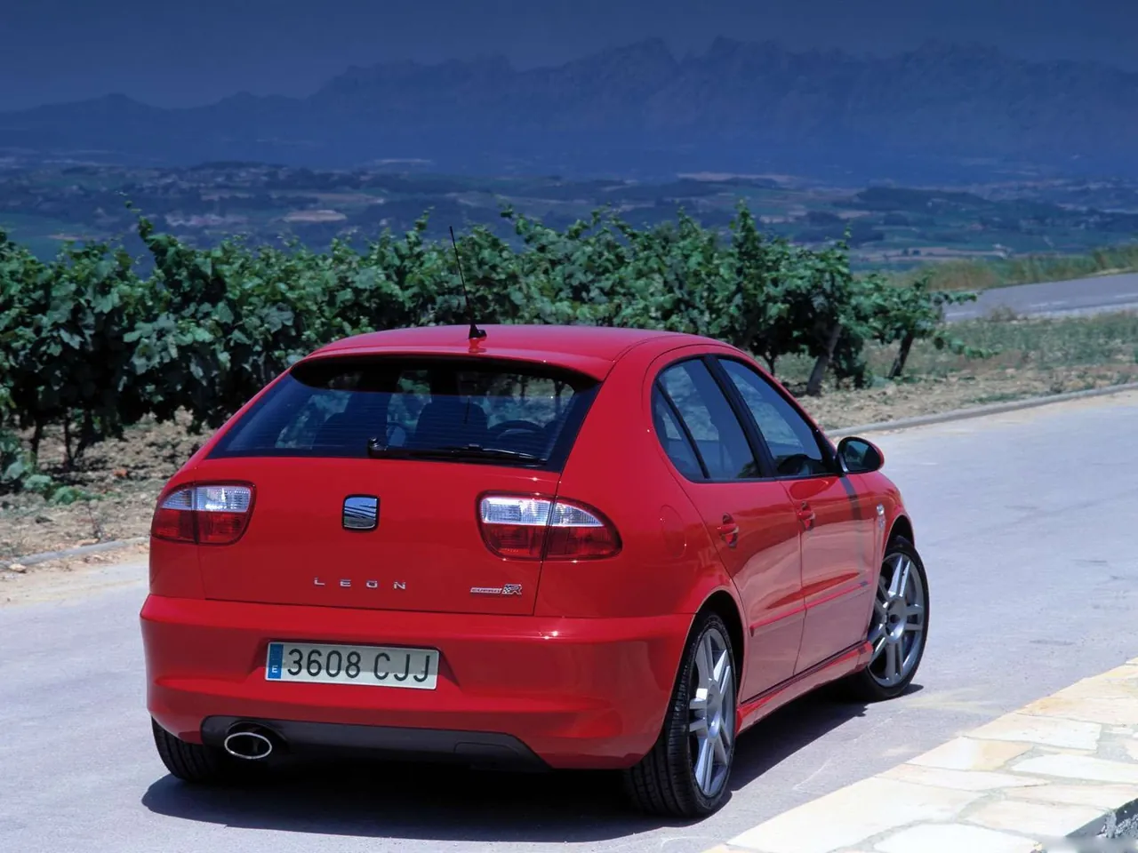 Seat Leon Cupra R (2003) – zadní tříčtvrteční pohled