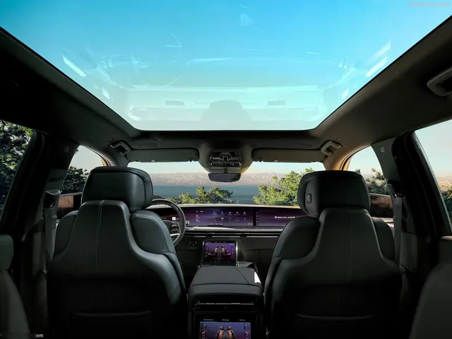 Cadillac Escalade IQL (2026)