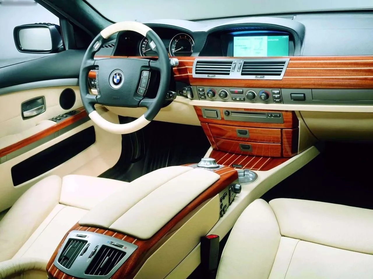 BMW 760Li E66 (2003) – interiér