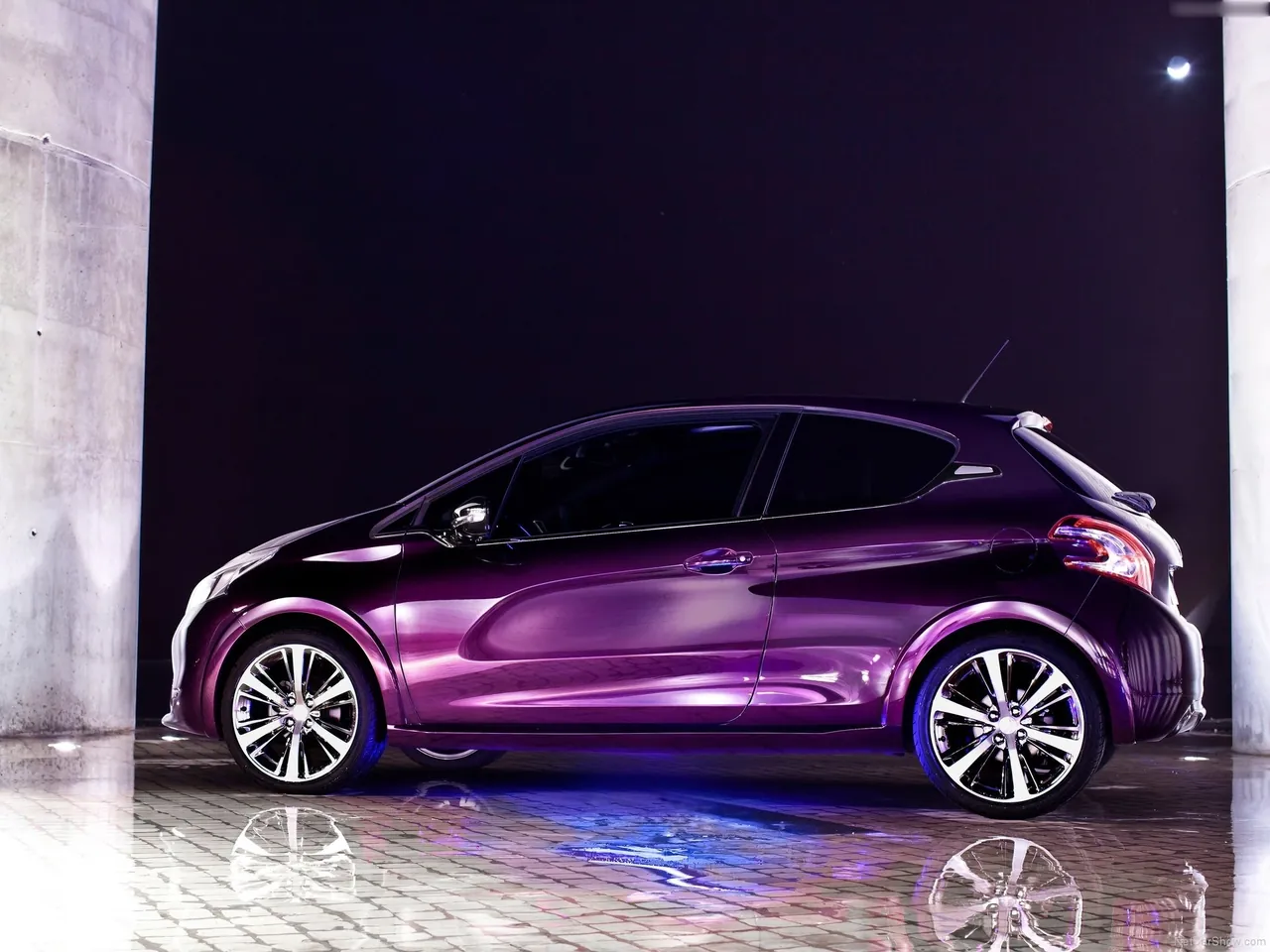 Peugeot 208 XY Concept (2012) – boční profil
