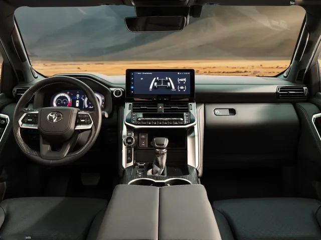 Toyota Land Cruiser 300 Hybrid (2026)