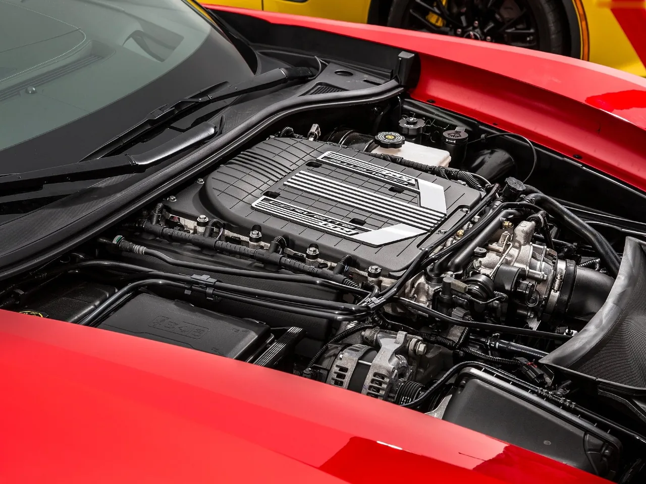Chevrolet Corvette Z06 (2015) – motor