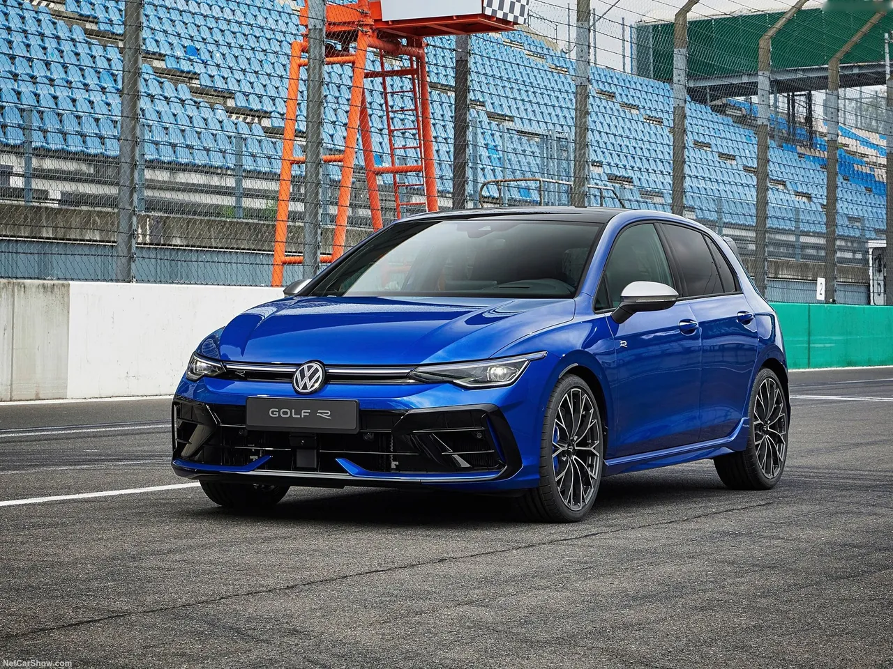Volkswagen Golf R (2025)