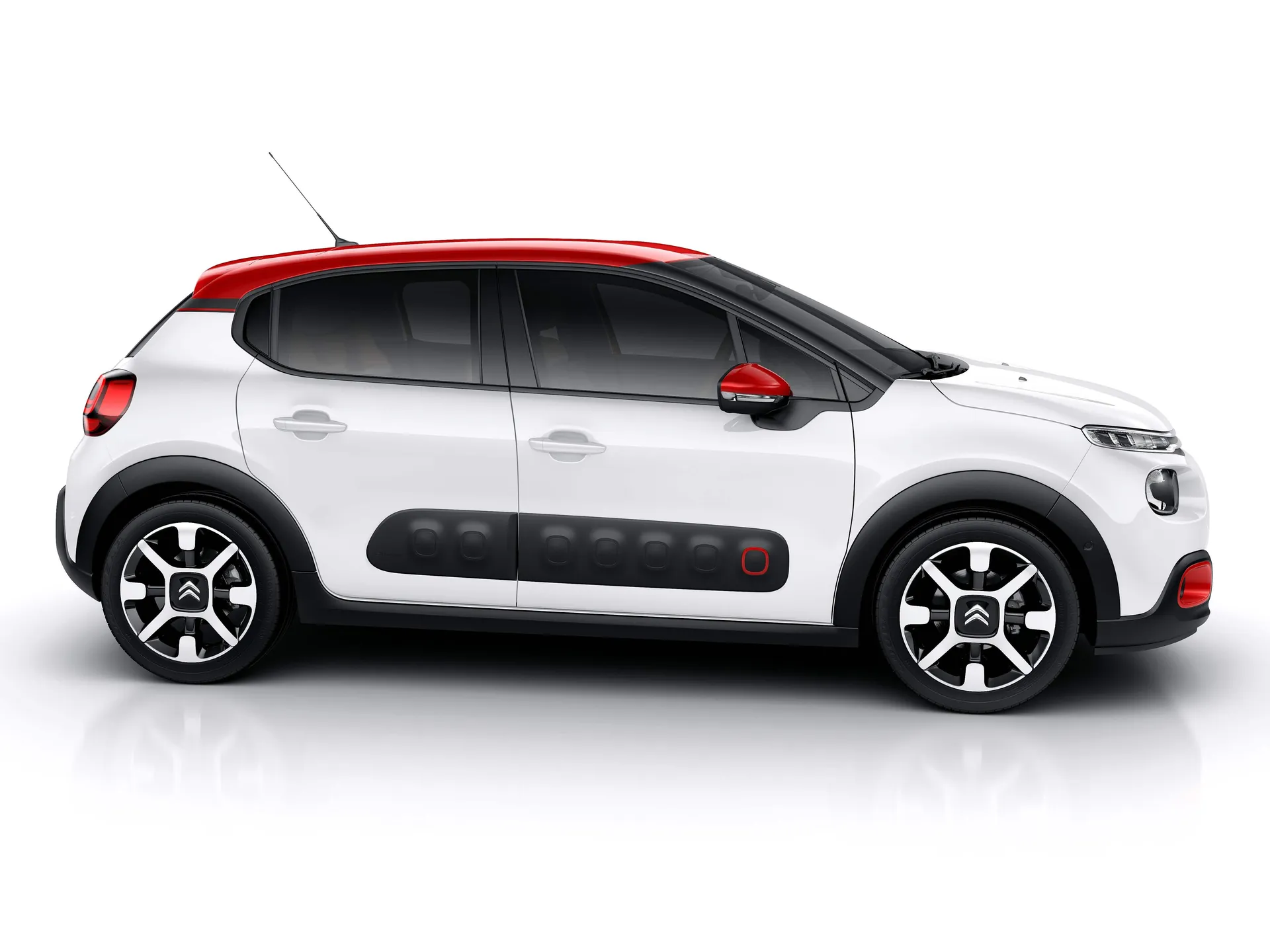 Citroen C3 (2017) – boční profil