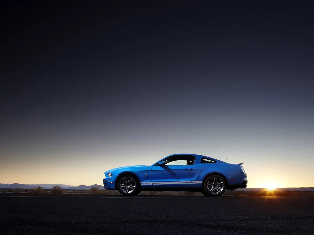 Ford Mustang Shelby GT500 (2010) – boční profil