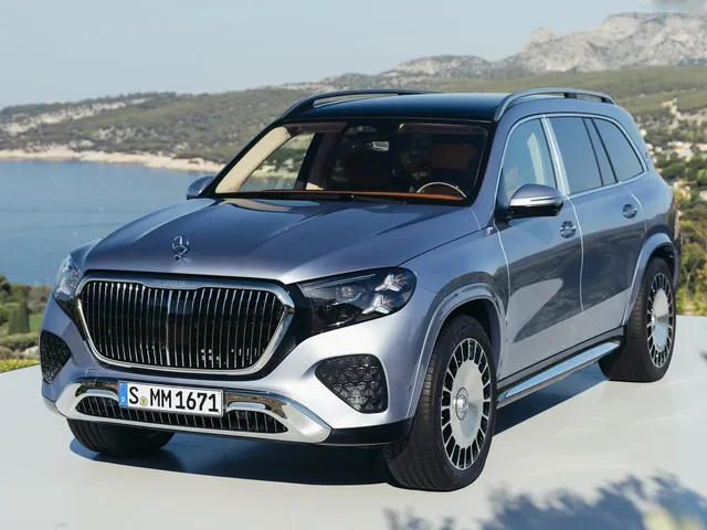Mercedes-Benz GLS 680 Maybach (2027)